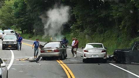 TOWN OF NEWBURGH – Police are investigating a serious crash between a motorcycle and a car on westbound Interstate 84 at the Thruway interchange in the Town of Newburgh. The accident occurred .... 