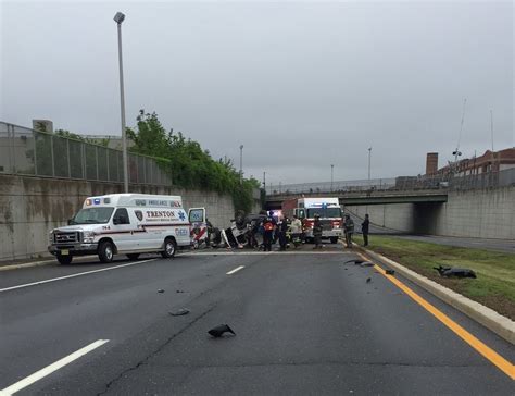 TRENTON — A two-car crash Saturday morni