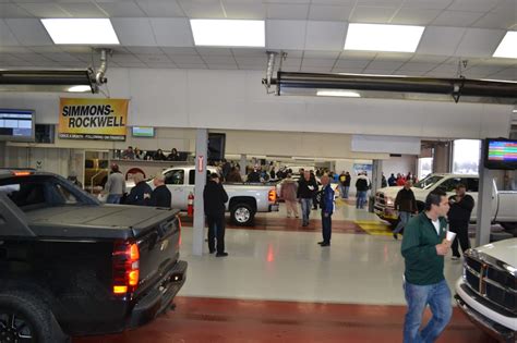 Welcome to Skipco Auto Auction, Ohio’s premier public auto auction. Since 1978, Skipco Auto Auction has been serving local and national buyers and sellers. We have grown over the last 45 years from auctioning cars off in a field, to our modern 12,000 square foot Auction Facility.