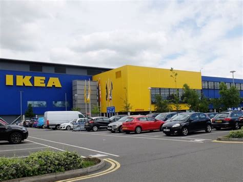 Car boots milton keynes.  Closes 12pm.  Drives well and smooth through the automatic...