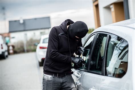 Car break in. Jun 9, 2021 · From January to April 2021, CSPD reports 1,587 car break-in cases to the Colorado Bureau of Investigation. That's up from this time last year and up from the average of the last five years. A ... 