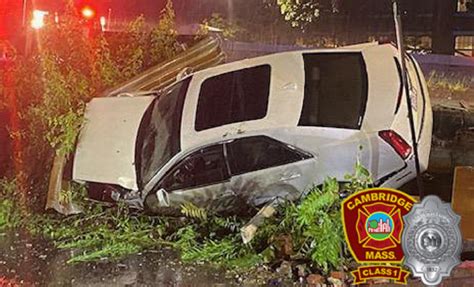 Car crash in Cambridge sends one to hospital during strong thunderstorms