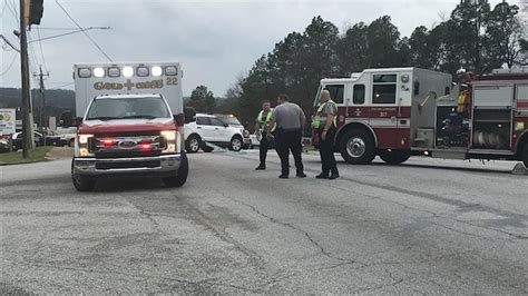 Update – Richmond County Coroner Mark Bowen said the person killed during the crash is 36-year-old Richard Branker of Grovetown. Branker died at 5:00 a.m. AUGUSTA, Ga. (WJBF) — One pers…. 