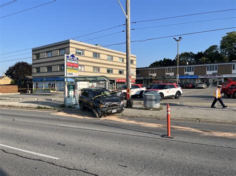 Car crashes into TTC bus shelter in 2-vehicle collision