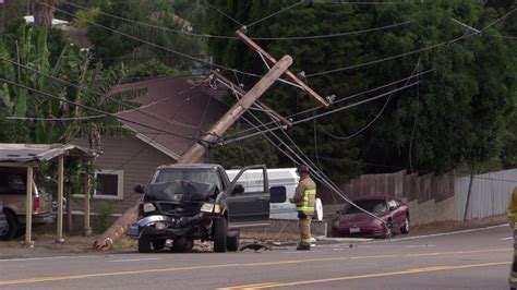 Car crashes into power pole, knocking out power in part of Sausalito