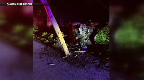 Car crashes into utility pole in Oakham