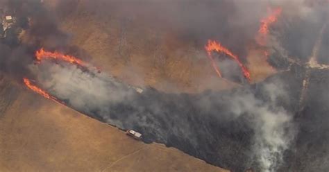 Car fire spreads into vegetation, burns 20 acres near Pittsburg