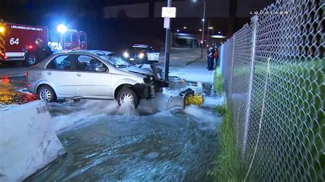 Car fleeing Antioch sideshow slams into fire hydrant; SUV abandoned in marina