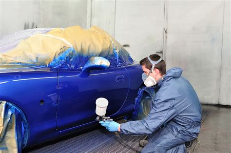 Car painter. Jan 30, 2017 ... For a high-quality paint job, every inch of trim and weatherstrip has to come off the car. And even if the shop can focus just on your car, it ... 