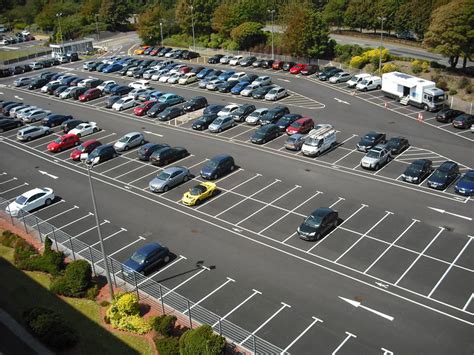 Car parks close to me. Parking and Travel. Car Parks in Oxford. We recommend using Park and Ride for fast, convenient and excellent value access to Oxford city centre. 