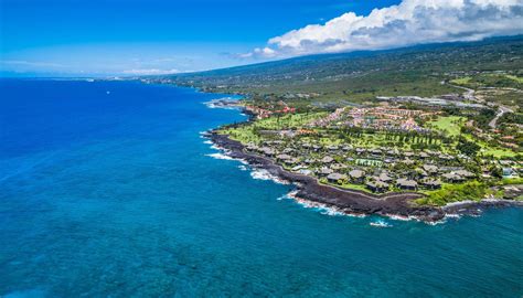 Car rental big island hawaii. KONA - THE WARM AND SUNNY LEEWARD SIDE. The Kona side of the Big Island is considered dry, sunny and home to most of the island’s beaches. The Kona Coast … 