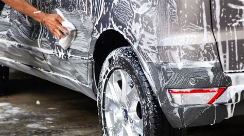 Car shampoo service. When it comes to maintaining healthy and clean hair, using a routine shampoo is essential. But with so many options available in the market, it can be overwhelming to find the best... 