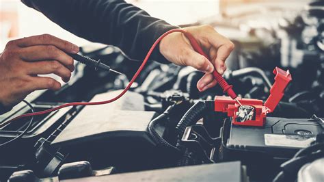 Car voltage. Alternator issues? This is your DIY guide on How to Properly Test an Alternator - Run these Tests with a Multimeter (Voltmeter + Clamp-on Ammeter) and a Test... 