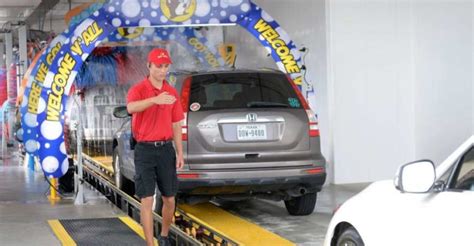 Automatic or Self-Service Car Wash. For fast, safe and easy car washi