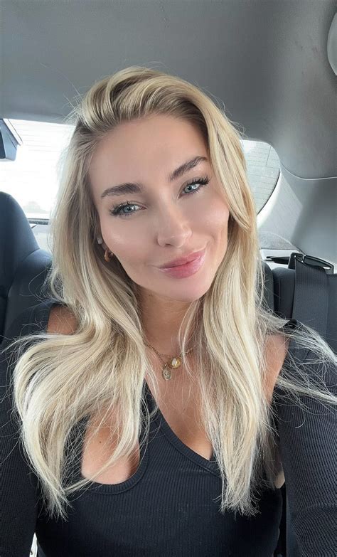 Cara_caru Onlyfans Leaks
