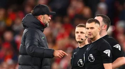 Carabao Cup final ref picked for Chelsea vs Liverpool has recent history  with Jurgen Klopp