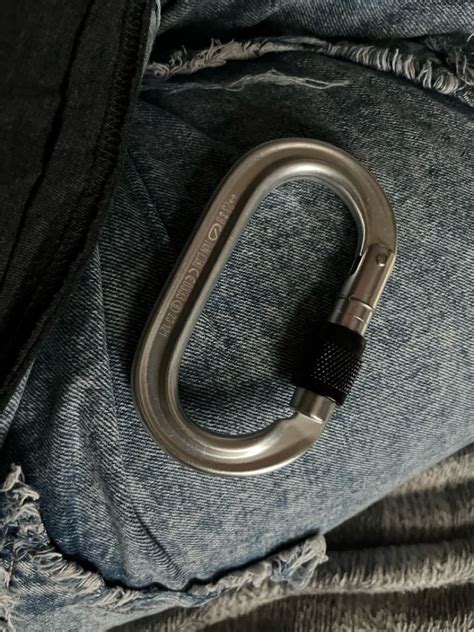Carabiner code men.  Why are carabiners the unofficial accessory for ev...