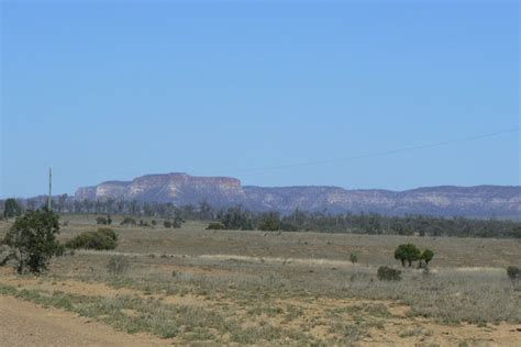 Caravan towing over great dividing range - exploroz.com