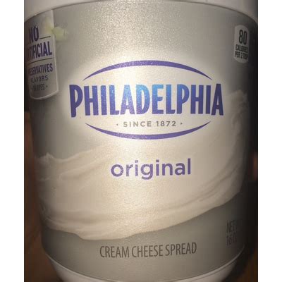 Carbs in Puck Cream Cheese Spread Carb Manager