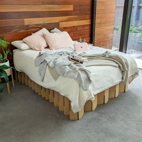 Cardboard bed. Jan 9, 2019 · According to the outfit, the secret to its payload capacity is just how tightly folded the cardboard is, essentially distributing the weight to a whole lot of material. The whole thing weighs just 32 pounds. The Pro Idee Paper Bed is available now, priced at £369. This cardboard bed supports over 600 pounds of weight, while collapsing to four ... 