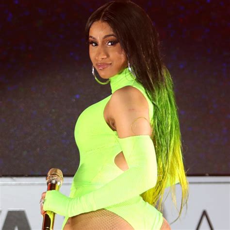 Cardi b booty. News Cardi B Shocks Fans By Twerking On Guy's Face In Racy Throwback Video - WATCH 3 July 2019, 11:14 Cardi B shocked fans after posting a video of her … 