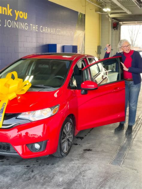 Carding board.  Rotating and adjustable keel Large 12" x 12" carding area 10...