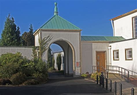 Cardross crematorium postcode.  Cardross Crematorium is well placed for ...