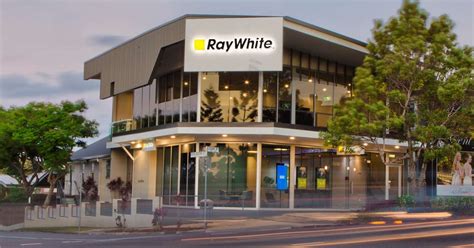 Careers in Real Estate - Ray White Holland Park