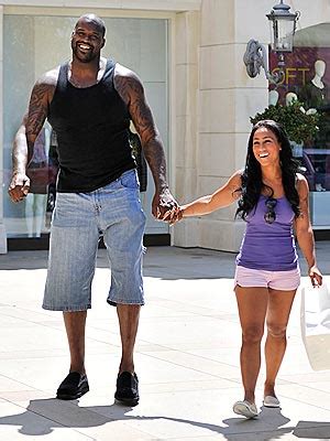 Sunday, 24 July 2022, 03:33 GMT+0530 by Saloni Singh Shaquille O'neal is a notable previous expert ball player from the United States. Ball is quite possibly of the most famous game in the United States. On account of his new girlfriend Annie Ilonzeh, he has been in the information for the beyond couple of months.. 