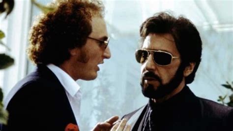 Carlitos wey. Al Pacino interpreta a Carlito Brigante, un puertoriqueño criado en los barrios bajos de Nueva York, donde la ley era la calle. Carlito ha tomado malas decis... 