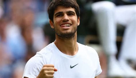 Carlos Alcaraz revela el secreto para controlar sus nervios en Wimbledon: gritar y sonreír