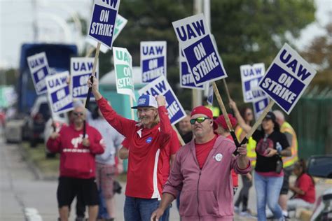 Carmakers and the United Auto Workers are talking. No signs of a breakthrough to end the strike