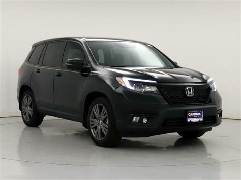 Seriously roomy. The 2022 Honda Passport features tons of space, making it both comfortable and practical. It accommodates five across two rows in supportive seats with leather upholstery as standard. There's a generous 40.9 inches of legroom in the front and 39.6 inches of legroom in the back, meaning even taller passengers have plenty of space.. 