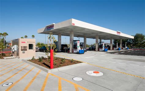 Carmel mountain costco gas. Gas prices likely aren't dropping any time soon. Could Costco be your saving grace? It’s March 14, and the average cost for a gallon of gas in the U.S. is $4.325, up from $3.488 one month ago, and slightly down from the record-setting $4.33... 