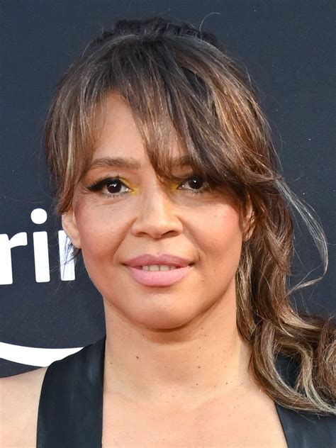 Carmen ejogo nu. .  ...