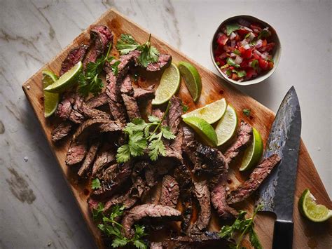 Carne asada chipotle. Chipotle Mexican Grill is a popular fast-casual restaurant known for its delicious and customizable burritos, bowls, tacos, and salads. With a menu that offers a variety of fresh i... 