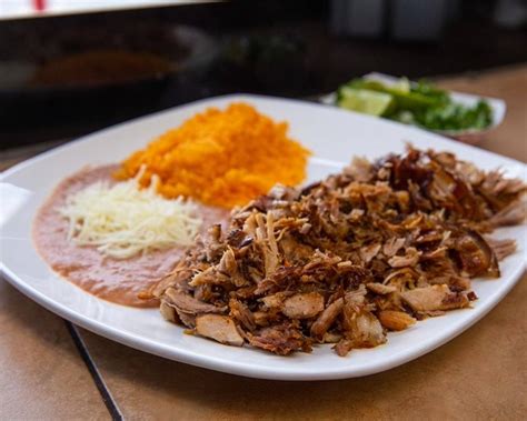 Carnitas don alfredo. Jul 21, 2020 · Carnitas Don Alfredo, at the corner of Lake Street and First Avenue, is one of three local outposts of this Mexican restaurant group. Attached to a gas station, this small to-go restaurant ... 