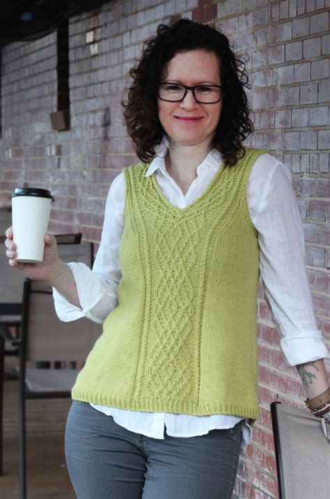 Carnivore Free knitting pattern using Aranweight yarn. Pattern