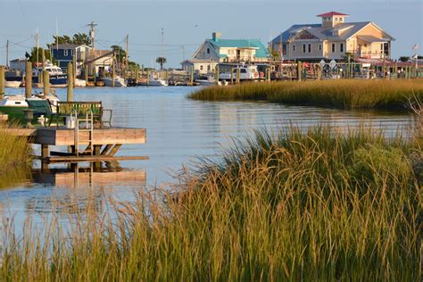 Carolina coastal towns. 18 Jul 2023 ... New Hanover County ... Wrightsville Beach: ... The North Carolina Aquarium at Fort Fisher has a number of daily events throughout the summer. Kure ... 