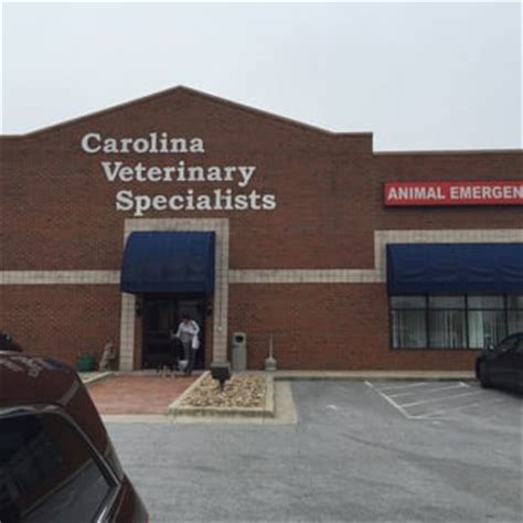 Internal medicine. Surgery. Rehabilitation. Dermatology. Diagnostic imaging. Radioiodine therapy. If you have a particular case you need help with, we encourage you to contact us right away. 24 hour emergency and specialty veterinary care in Hickory, NC. Offering internal medicine, surgery, rehab, critical care, and dermatology for dogs and cats.