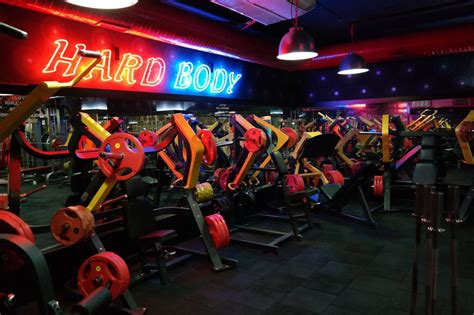 Caroline fitness club kartal