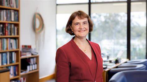 Carolyn L. Evans