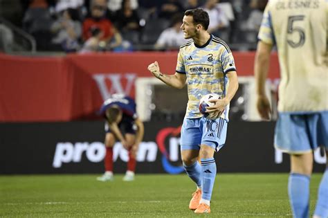 Carranza’s goal pulls Union into 2-2 draw with Fire