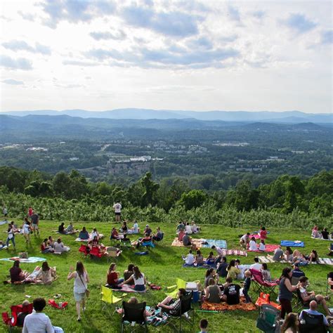 Carters mountain. Oct 21, 2023 · Carter Mountain Orchard: Charging entrance fee to get in orchard - See 1,222 traveler reviews, 523 candid photos, and great deals for Charlottesville, VA, at Tripadvisor. 