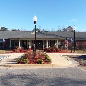 Cary Health & Rehab Center – Cary, NC – SeniorHousingNet.com