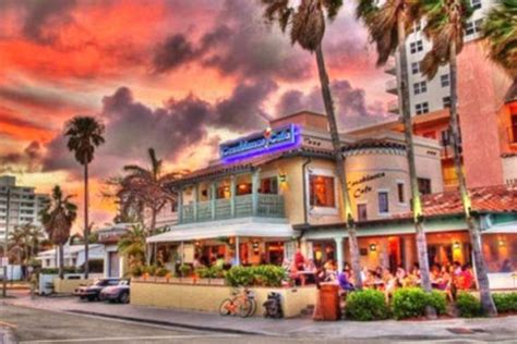 Casablanca cafe fort lauderdale. cafebastilledowntown.com. (786) 425-3575. 704 SE 1st St, Fort Lauderdale, FL 33301. 3. Southport Raw Bar & Restaurant. Southport Raw Bar & Restaurant/Facebook. Set at the end of a canal ... 