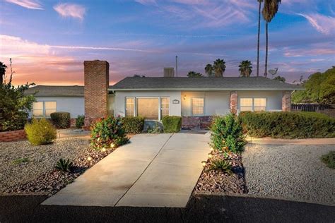 Seven Hills, CA Home for Sale. Remodeled 2 bedroom/2 bath home in the