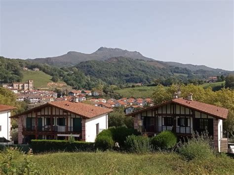 Casas y pisos en Lesaka, Navarra — idealista