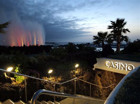 Casino lago martianez tenerife.