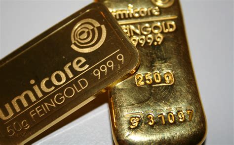 Cast Bars vs Minted Bars GoldBroker.com